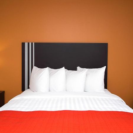 Hotel Robin Hood Grand Falls Windsor Exterior foto